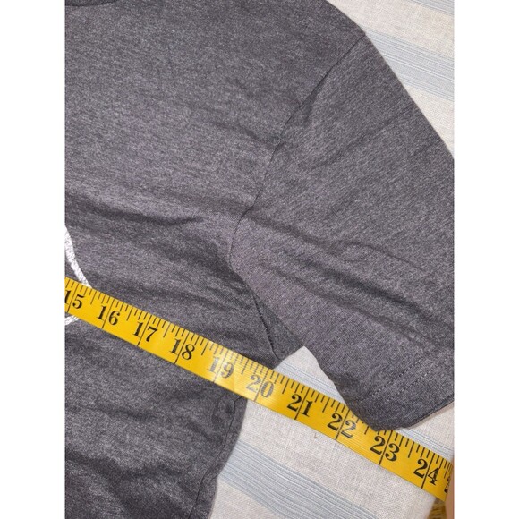 Levi's Shirt Men's M Gray Graphic Tee Crew Neck Mountain Short Sleeve Spell Out - Picture 4 of 7